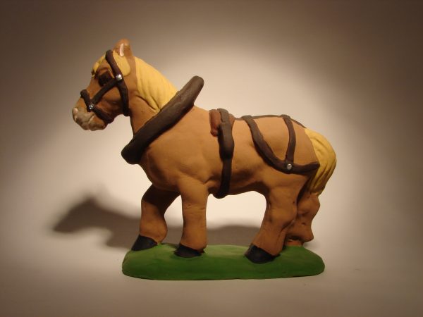 Cheval Harnaché pour santons de 9 cm