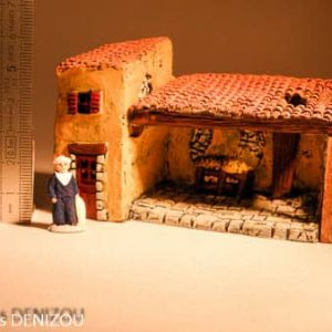 Mini Etable en Platre pour santons puces (2cm)