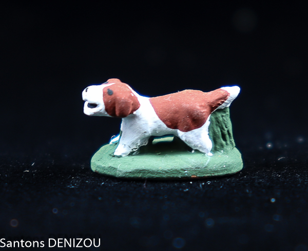 Chien qui aboie pour santons puce de 2cm