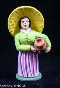 Santon de femme à la cruche en 7cm