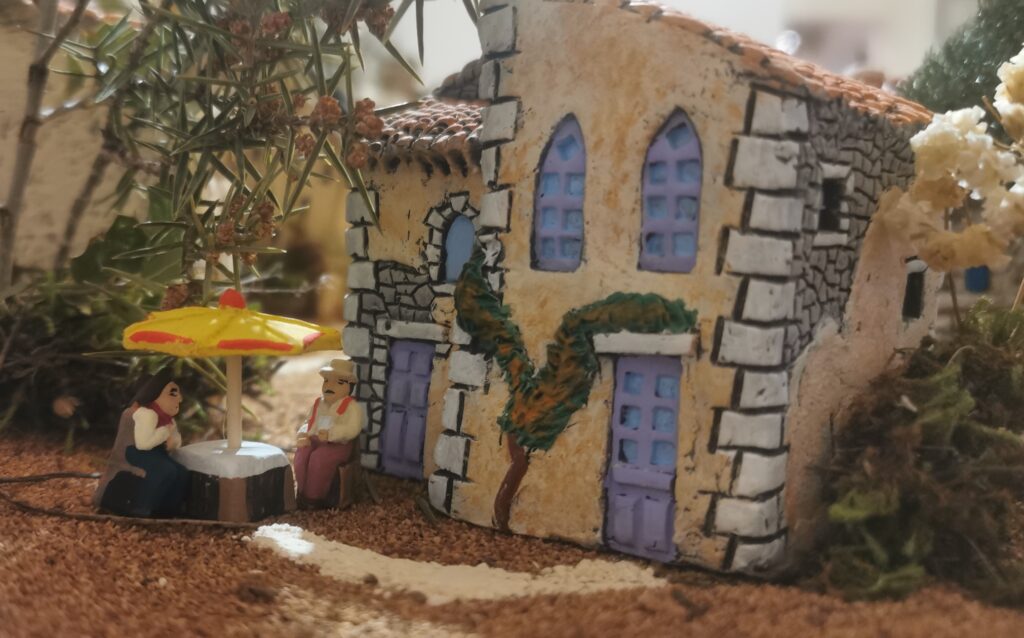 terrasse de café pour santons puces de 2cm