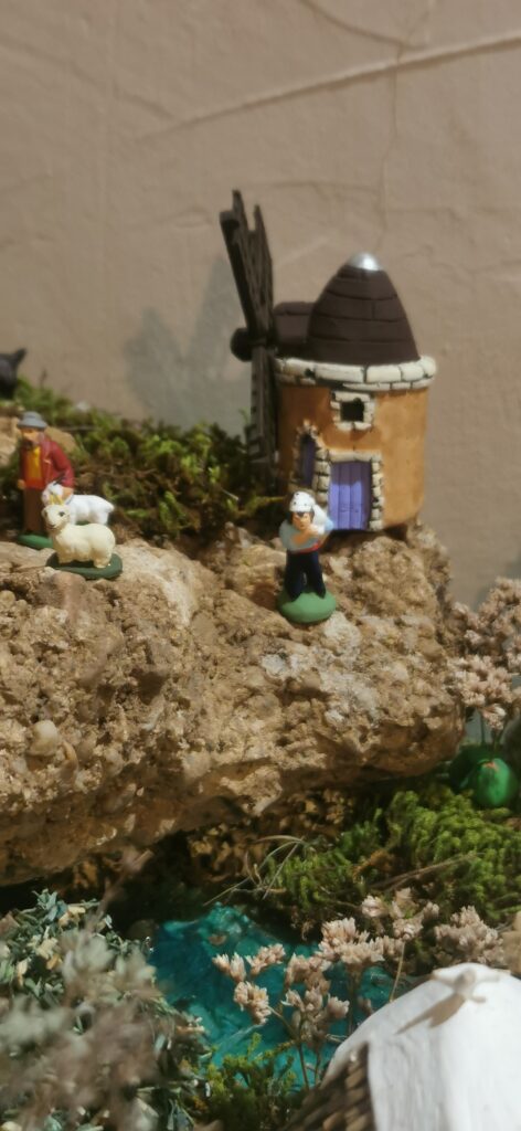 Moulin pour santons puces de 2cm