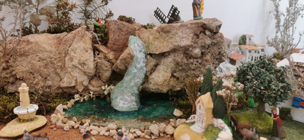 Cascade pour santons puces de 2cm