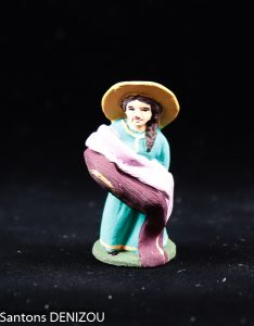 santon de marchande de tissus de 4 cm