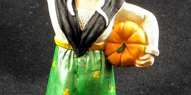 santon de femme aux citrouilles de 9 cm